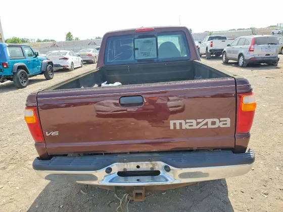 2003 Mazda B-Series 4WD Truck SE
