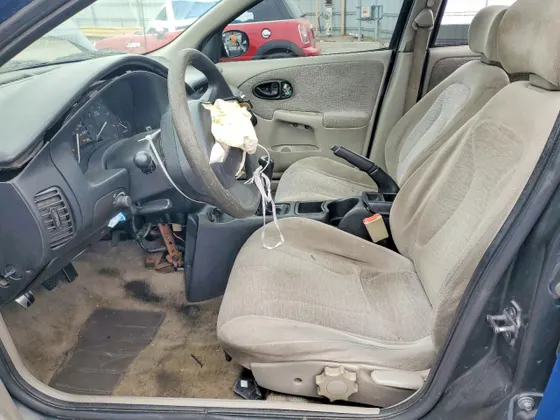 2002 Saturn SL