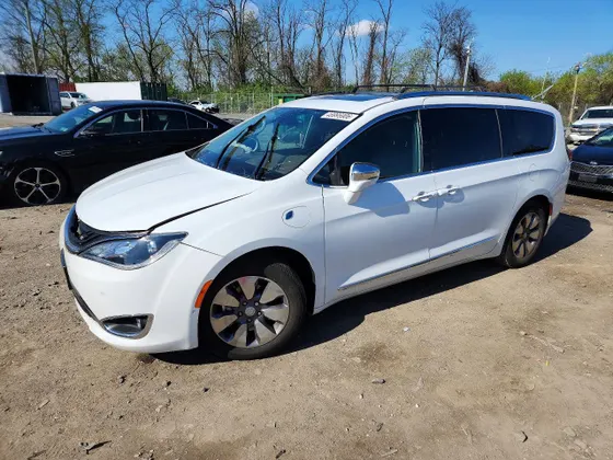 2018 Chrysler Pacifica Hybrid Limited