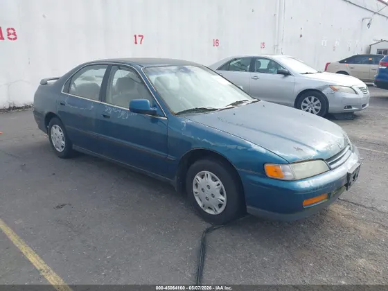 1995 Honda Accord Sdn LX