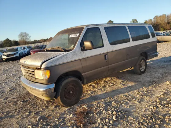 1995 Ford Club Wagon XL