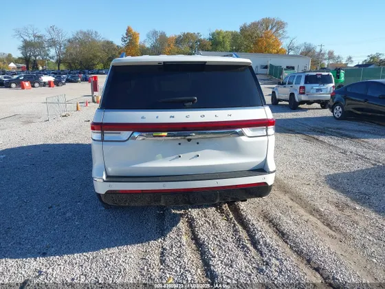 2023 Lincoln Navigator Reserve