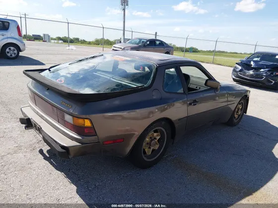 1983 Porsche 944