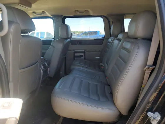 2004 HUMMER H2