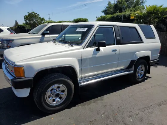 1986 Toyota 4Runner RN60