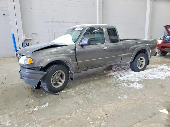 2006 Mazda B-Series 4WD Truck SE