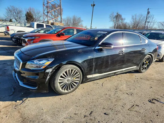 2019 Kia K900 Luxury