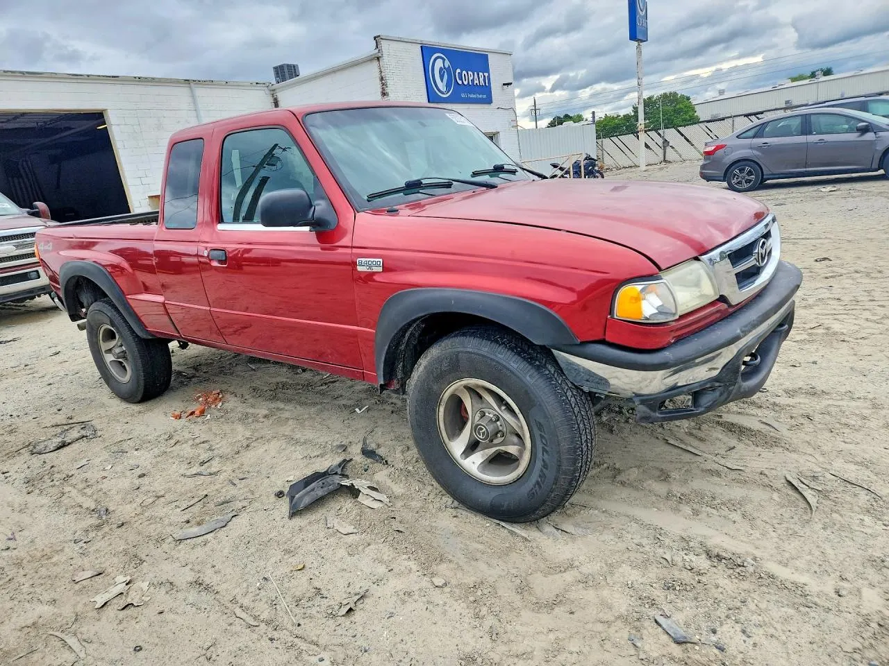 2004 Mazda B-Series 4WD Truck SE