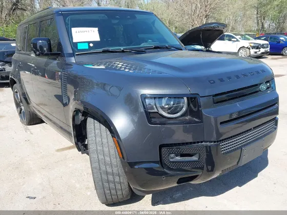 2024 Land Rover Defender X-Dynamic SE