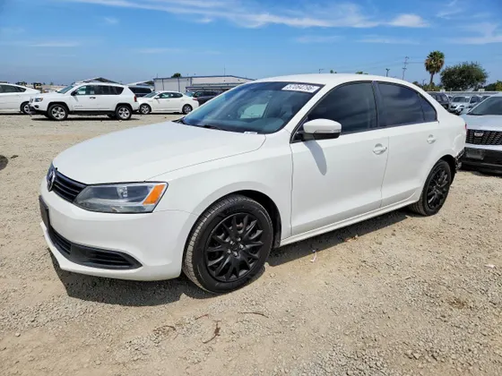 2012 Volkswagen Jetta Sedan SE PZEV