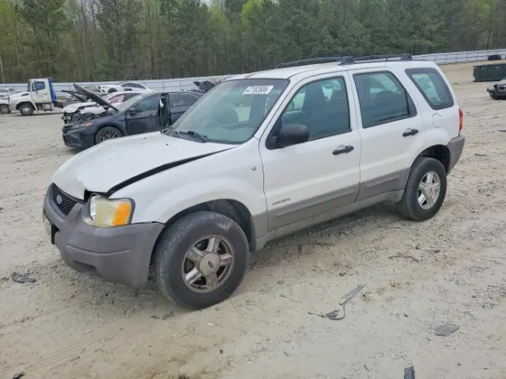 2002 Ford Escape XLS Choice