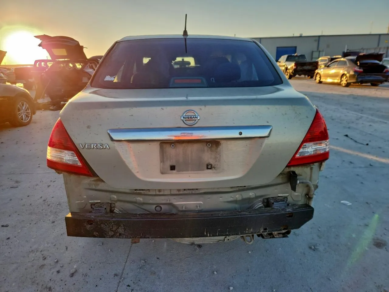 2008 Nissan Versa 1.8 S