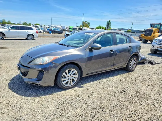 2012 Mazda Mazda3 i Grand Touring