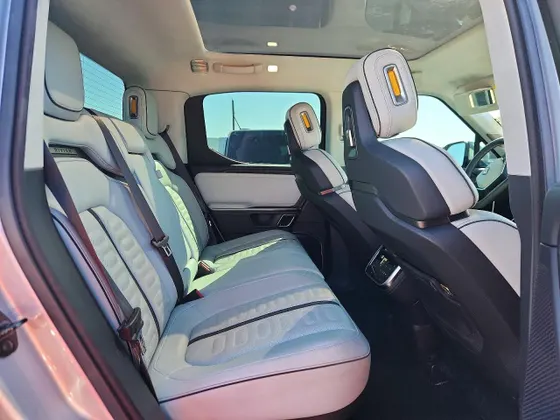 2023 Rivian R1T Adventure