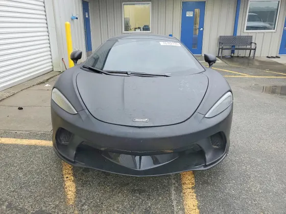 2023 McLaren GT