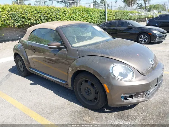 2014 Volkswagen Beetle Convertible 1.8T