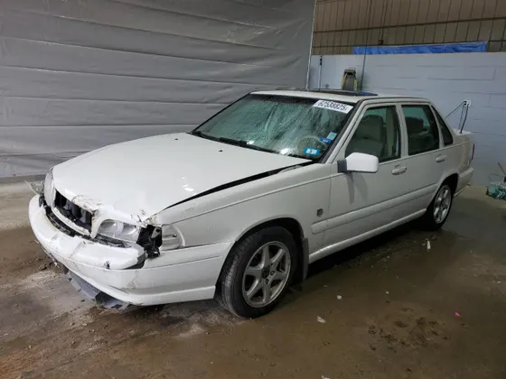 1999 Volvo S70 GLT