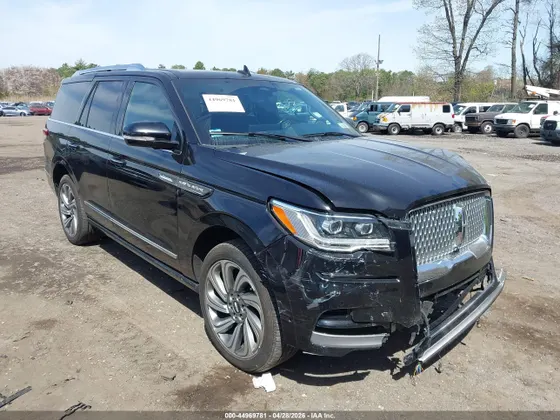 2022 Lincoln Navigator Premiere