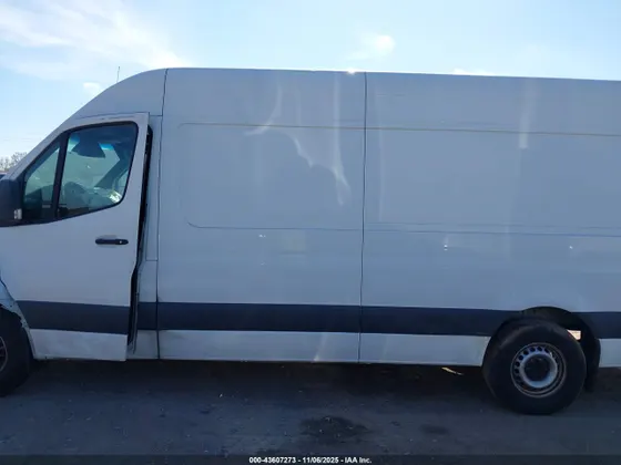 2021 Freightliner SPRINTER HIGH ROOF I4 DIESEL