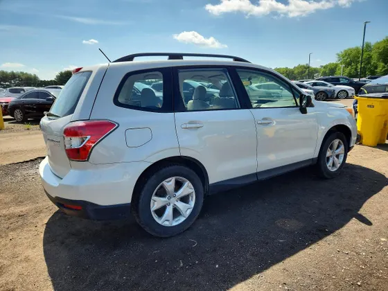 2015 Subaru Forester 2.5i