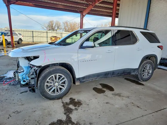2024 Chevrolet Traverse Limited LT Cloth