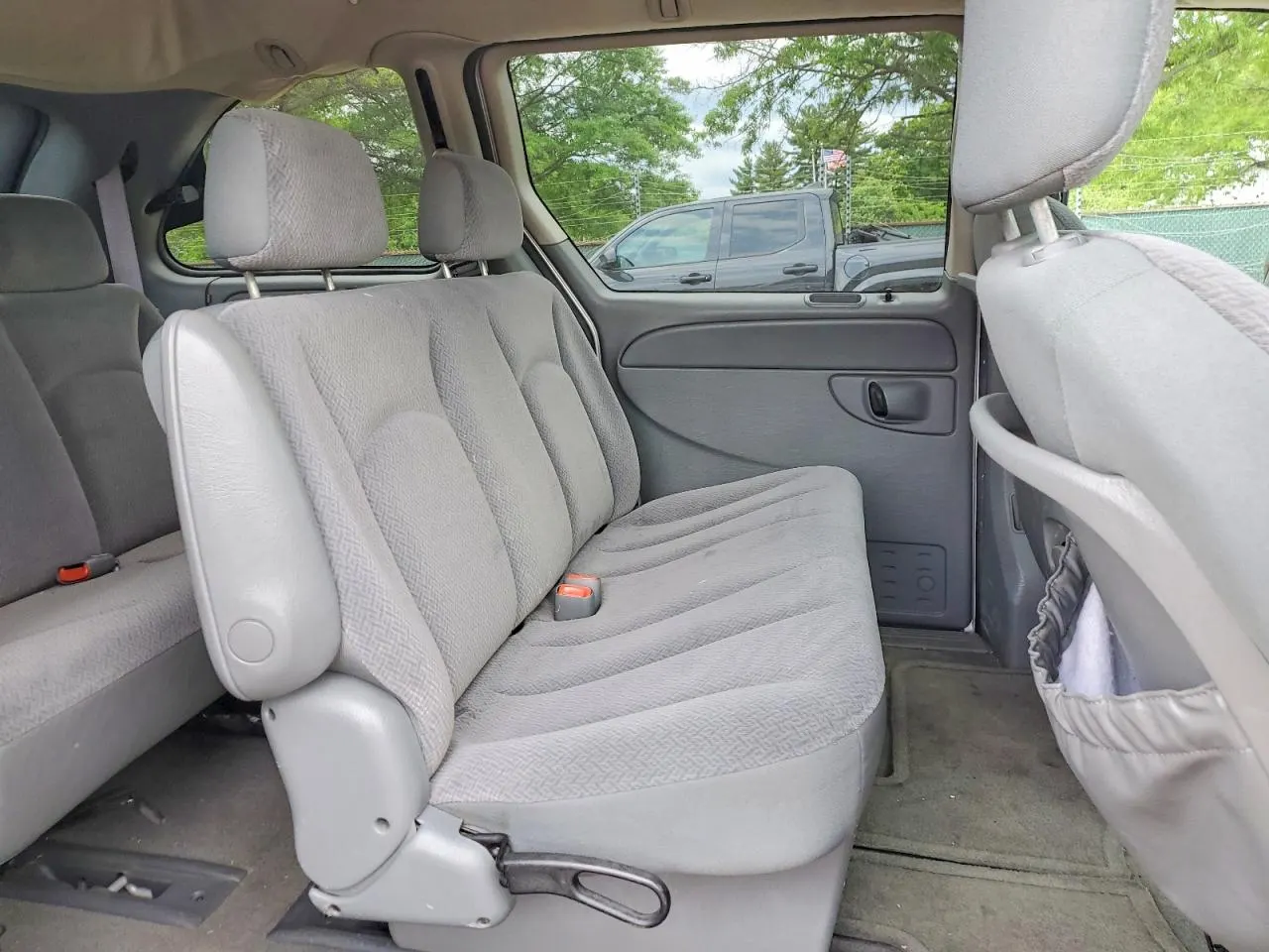 2006 Chrysler Town & Country SWB TOWN & COUNTRY