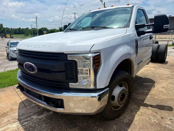 2018 Ford Super Duty F-350 DRW XL