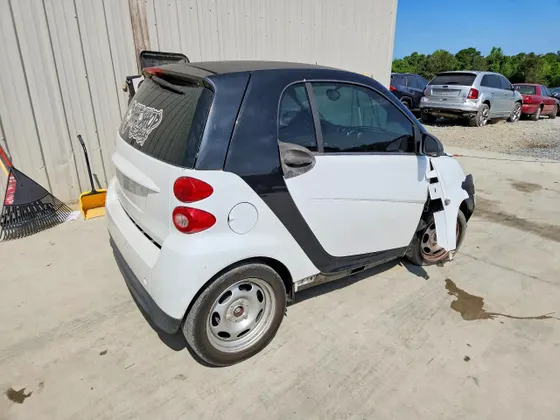 2013 smart fortwo Pure
