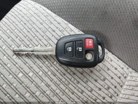 2013 Toyota Camry LE
