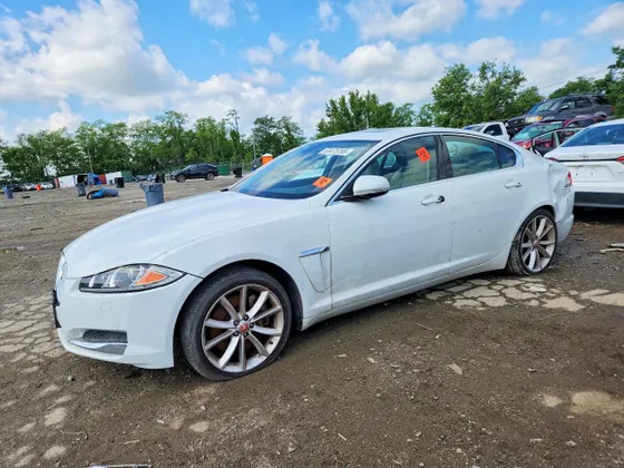 2015 Jaguar XF V6 Portfolio