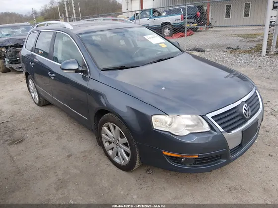 2010 Volkswagen Passat Wagon Komfort