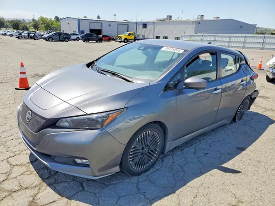2025 Nissan LEAF SV PLUS