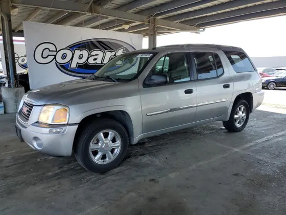 2005 GMC Envoy XUV SLE