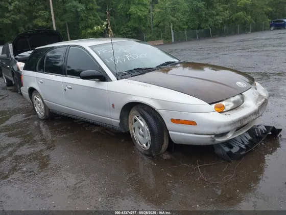 2001 Saturn SW