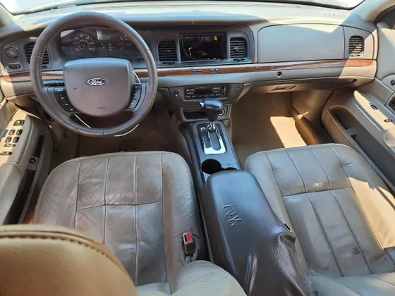 2006 Ford Crown Victoria LX