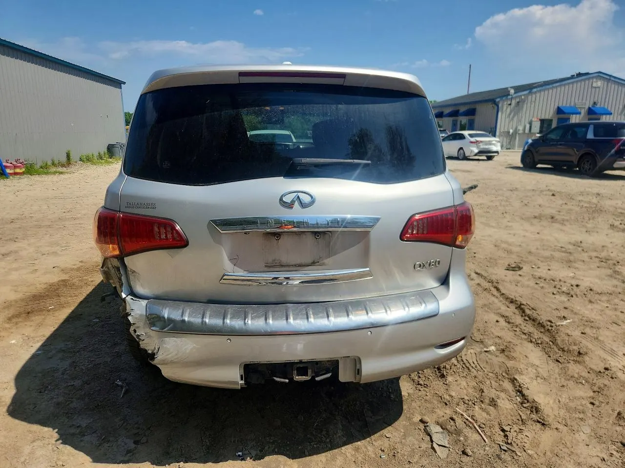 2016 INFINITI QX80