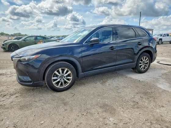 2017 Mazda CX-9 Touring