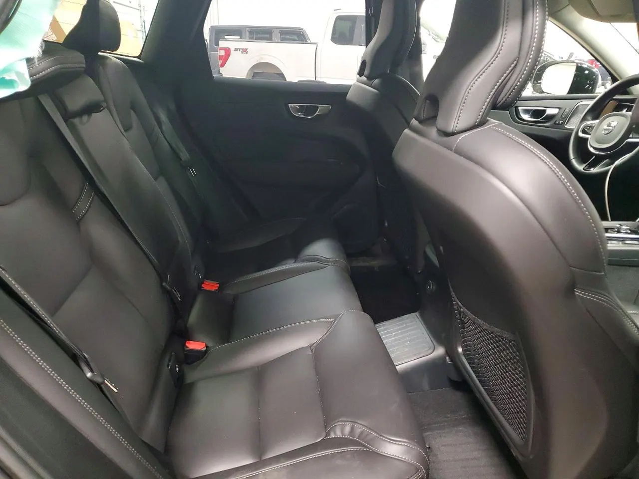 2026 Volvo XC60 Plug-In Hybrid Ultra