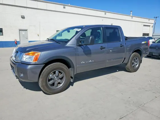 2013 Nissan Titan PRO-4X