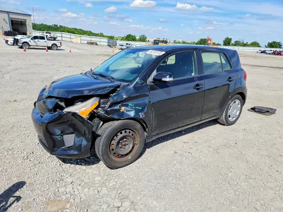 2014 Scion xD