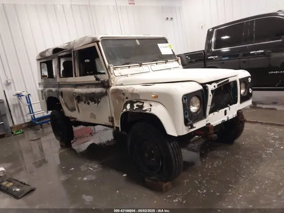 1983 Land Rover Defender