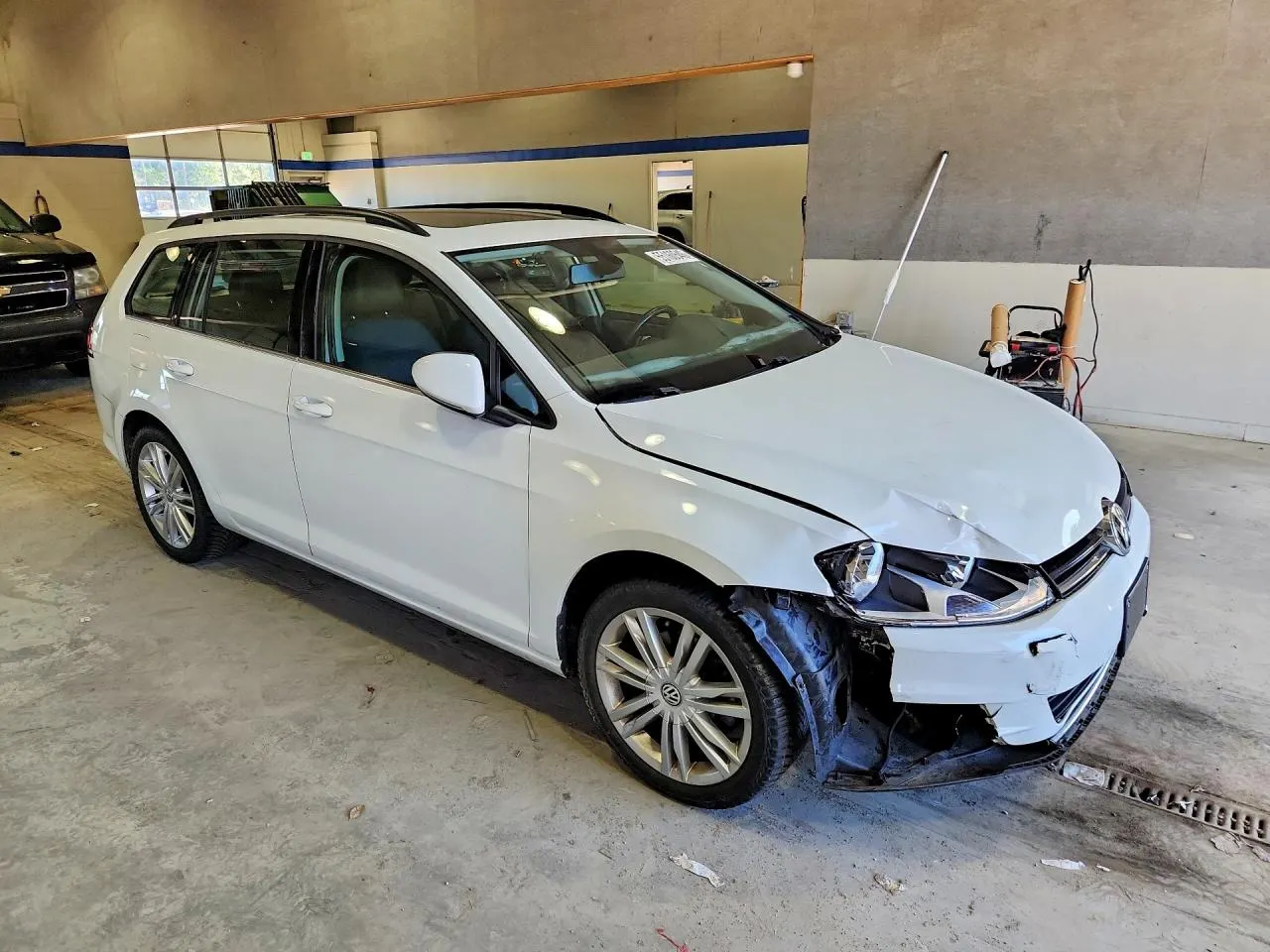 2015 Volkswagen Golf SportWagen TDI S