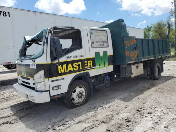2019 Isuzu NRR