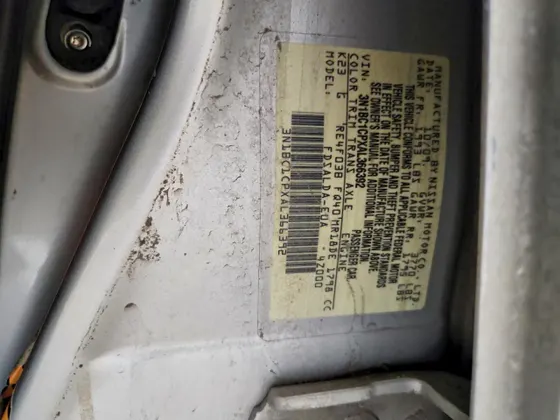 2010 Nissan Versa 1.8 SL