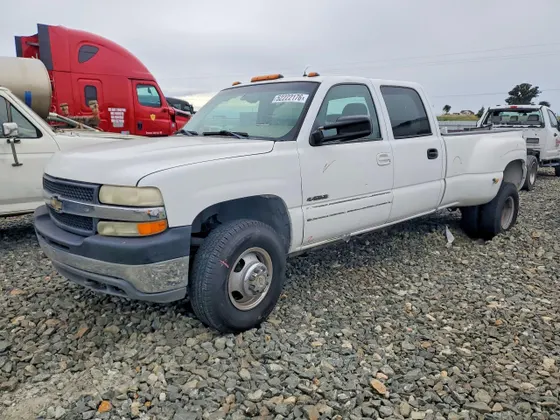 2001 Chevrolet Silverado 3500 LS