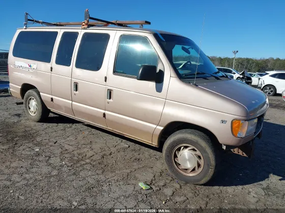 1998 Ford Econoline Wagon XL