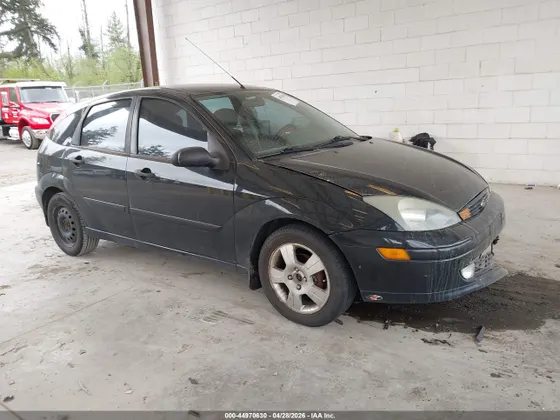 2003 Ford Focus ZX5 Base