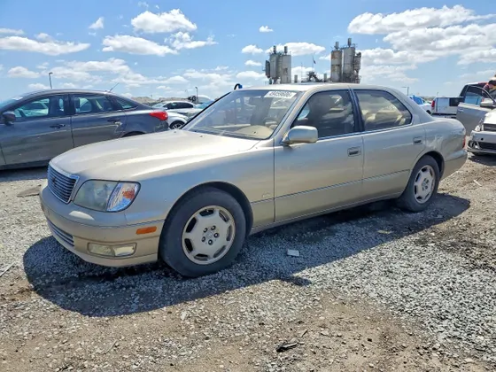 2000 Lexus LS 400 LS
