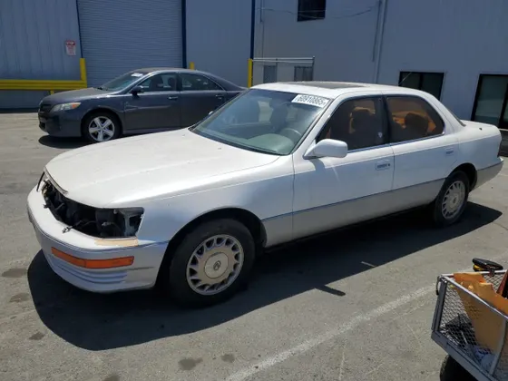 1992 Lexus LS 400