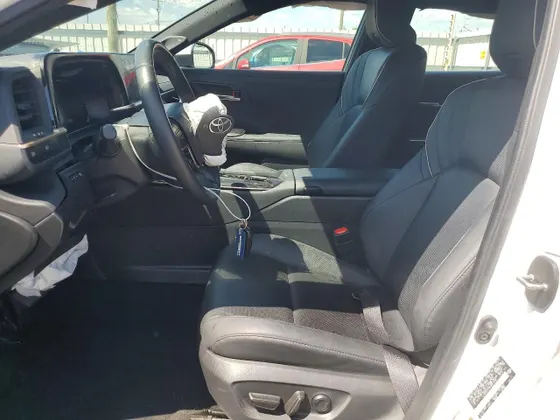 2023 Toyota Crown XLE